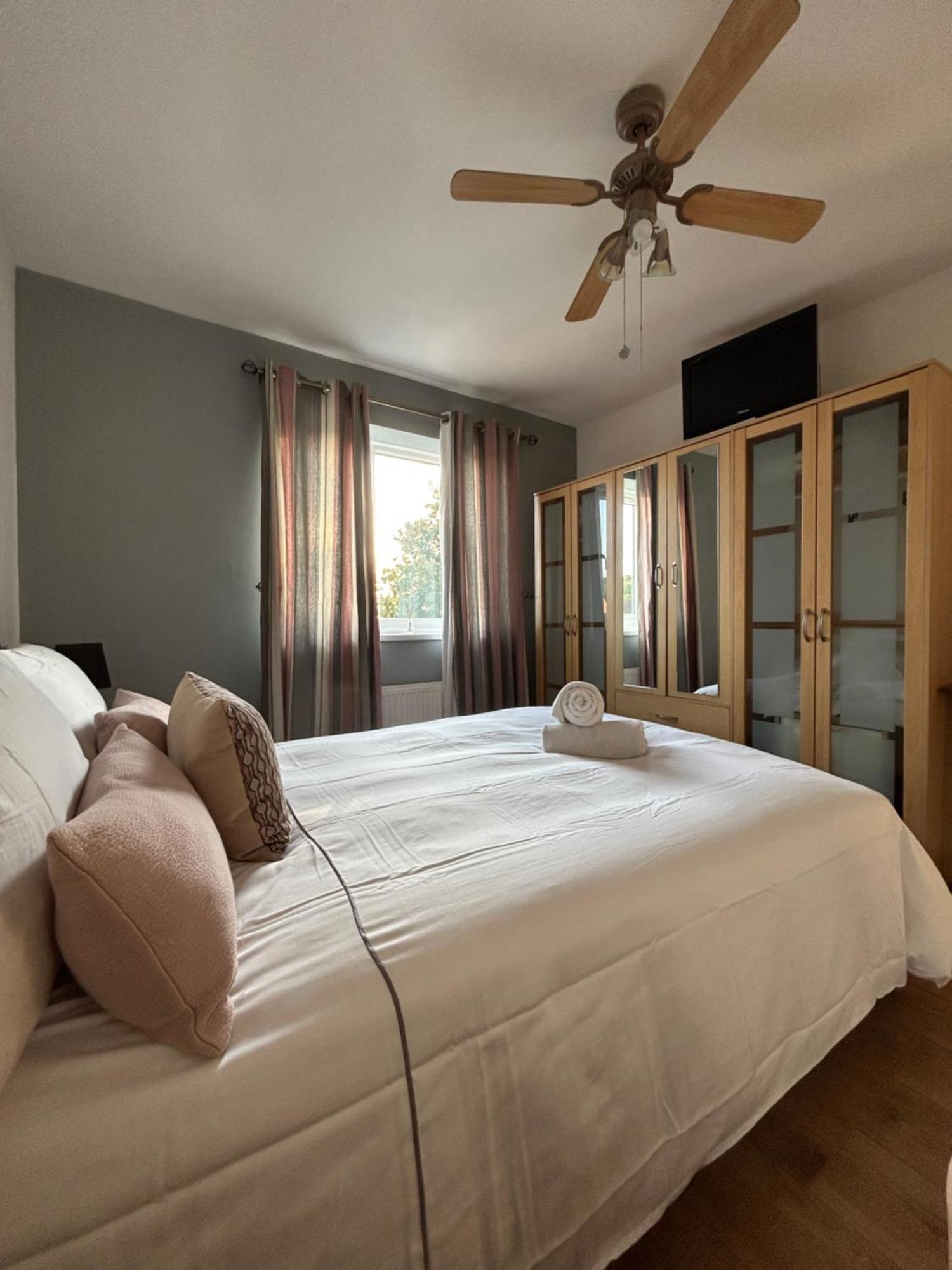 No6 Overnight Stays Free Onsite Parking Hindlip Exterior photo